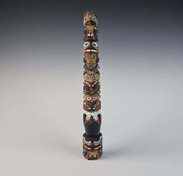 木彫り トーテムポール オブジェ 民芸品 飾り物 Rick Williams 美術品・アンティーク・コレクション 木彫り トーテムポール オブジェ